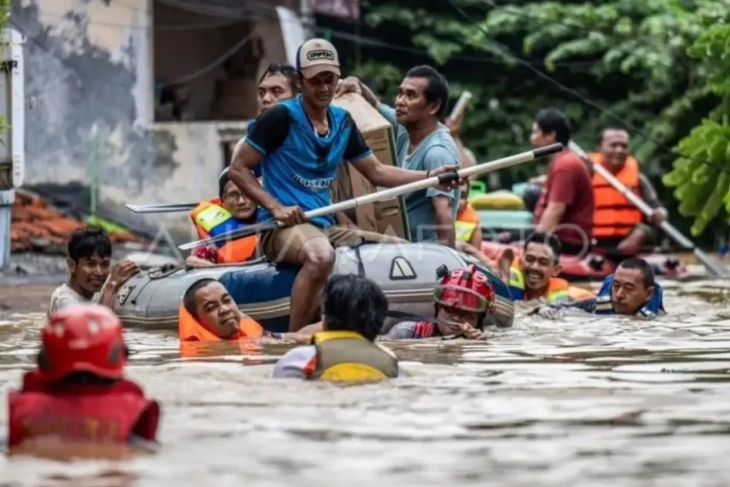 Bocah 2 Tahun yang Hanyut di Kali Ciliwung