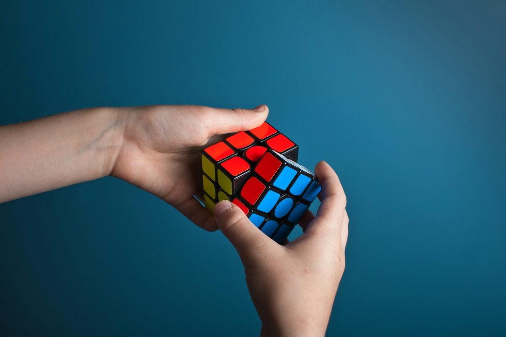 tips bermain rubik