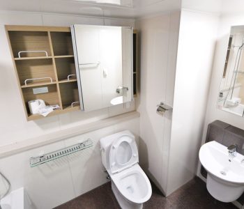 Rak kamar mandi