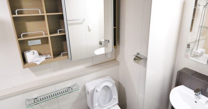 Rak kamar mandi